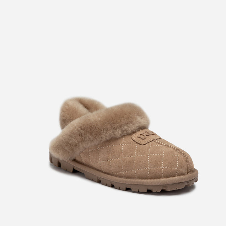 OZWEAR UGG Coquette Matelasse Emb Logo Slipper( Detachable Feature)