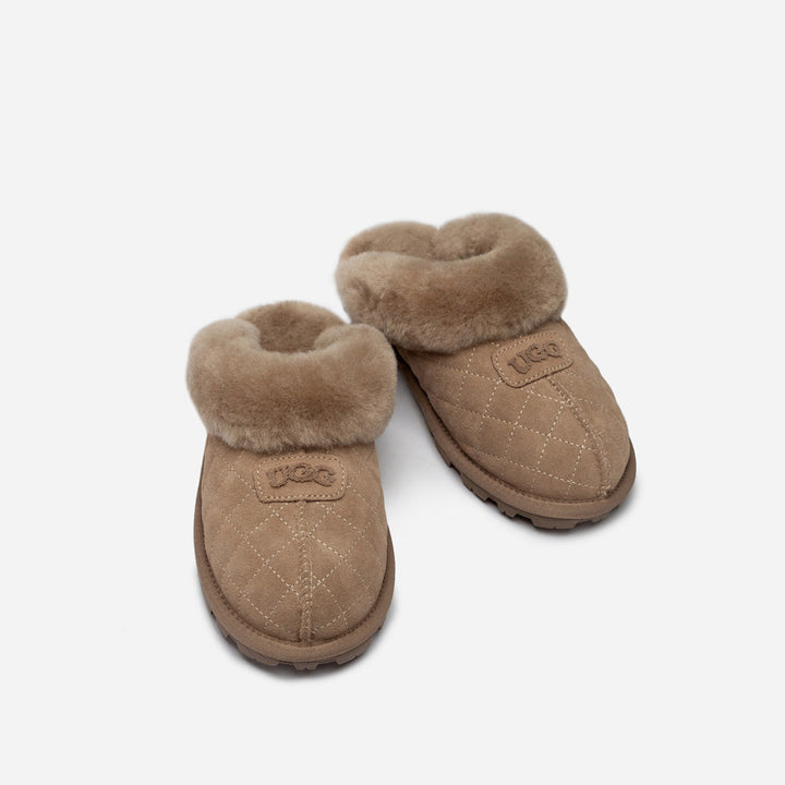 OZWEAR UGG Coquette Matelasse Emb Logo Slipper( Detachable Feature)