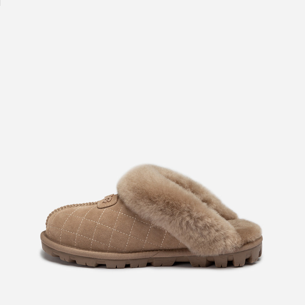 OZWEAR UGG Coquette Matelasse Emb Logo Slipper( Detachable Feature)