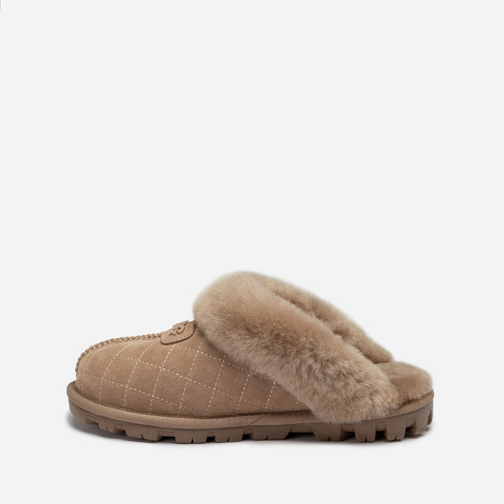 OZWEAR UGG Coquette Matelasse Emb Logo Slipper( Detachable Feature)