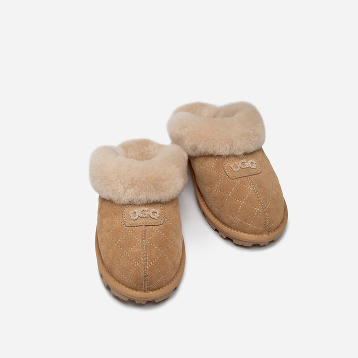 OZWEAR UGG Coquette Matelasse Emb Logo Slipper( Detachable Feature)