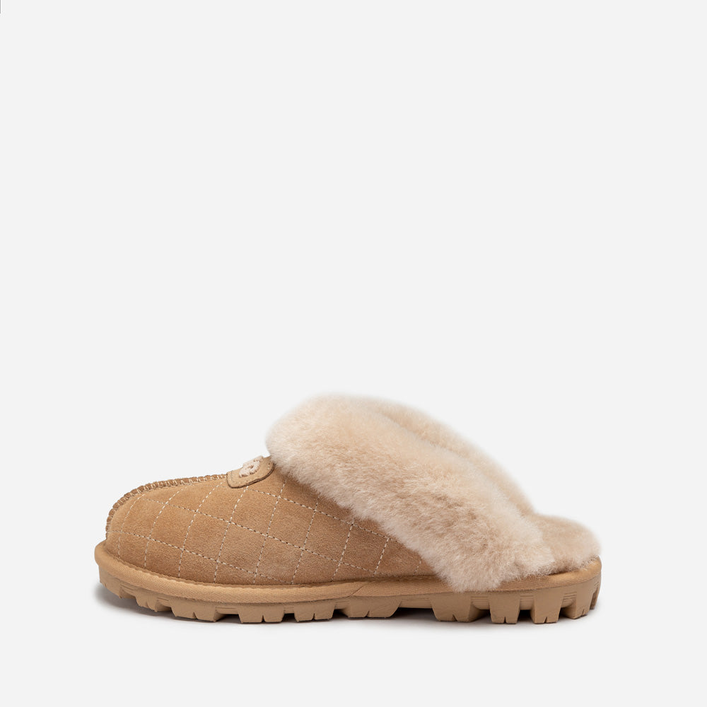 OZWEAR UGG Coquette Matelasse Emb Logo Slipper( Detachable Feature)