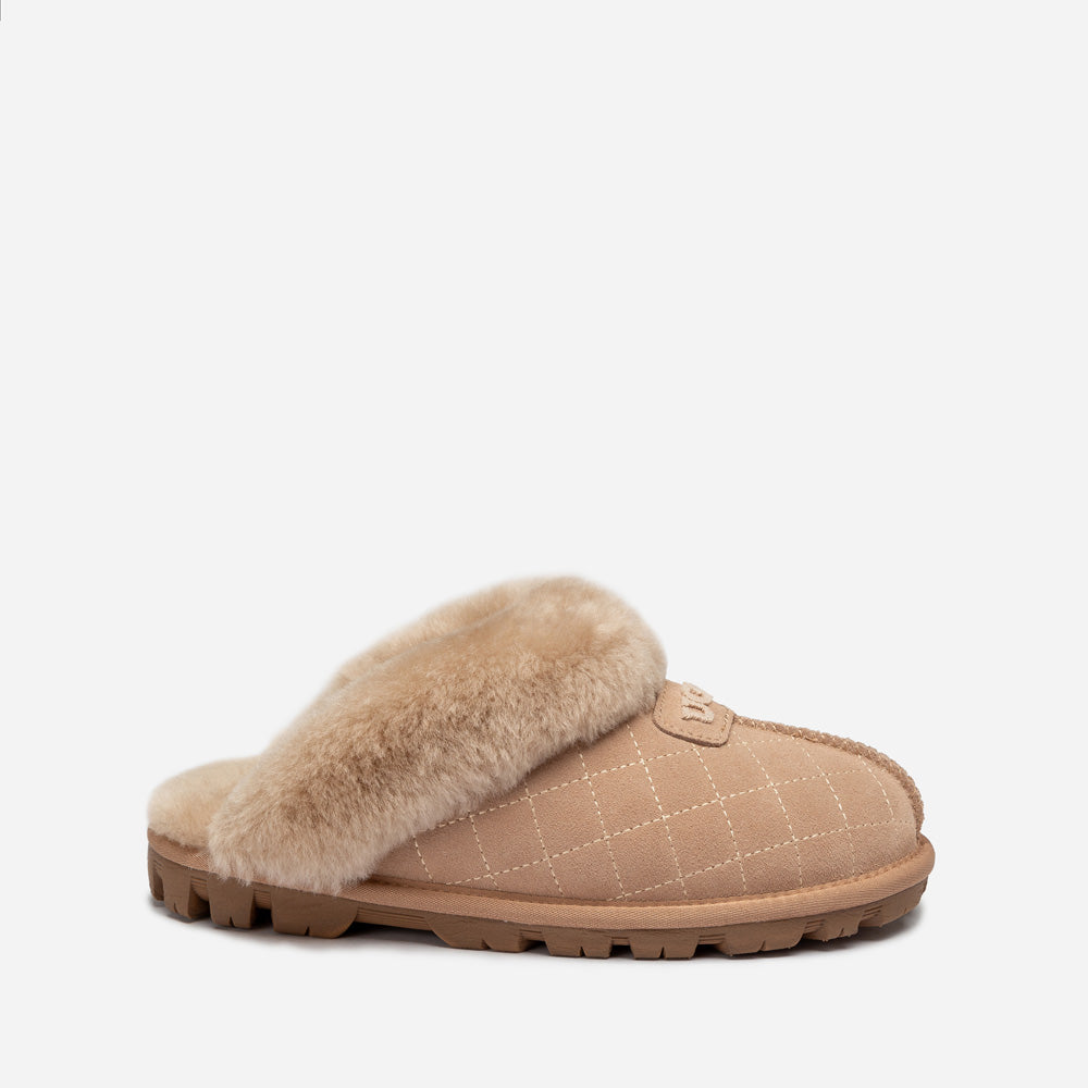 OZWEAR UGG Coquette Matelasse Emb Logo Slipper( Detachable Feature)