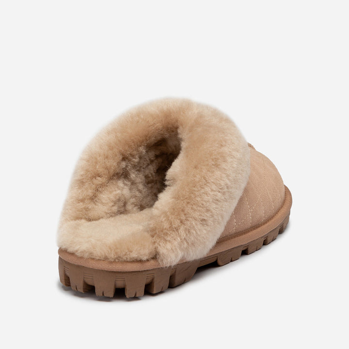 OZWEAR UGG Coquette Matelasse Emb Logo Slipper( Detachable Feature)