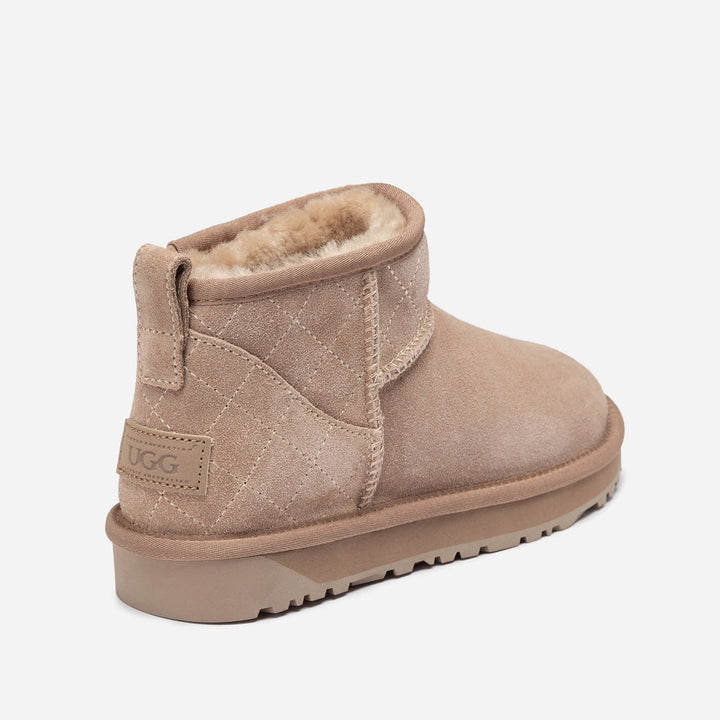 OZWEAR UGG Classic Matelasse Ultra Mini Boot