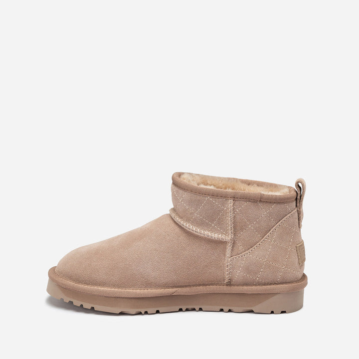 OZWEAR UGG Classic Matelasse Ultra Mini Boot