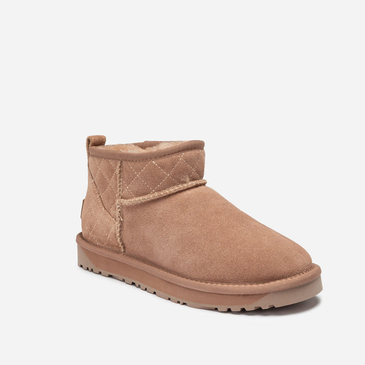 OZWEAR UGG Classic Matelasse Ultra Mini Boot