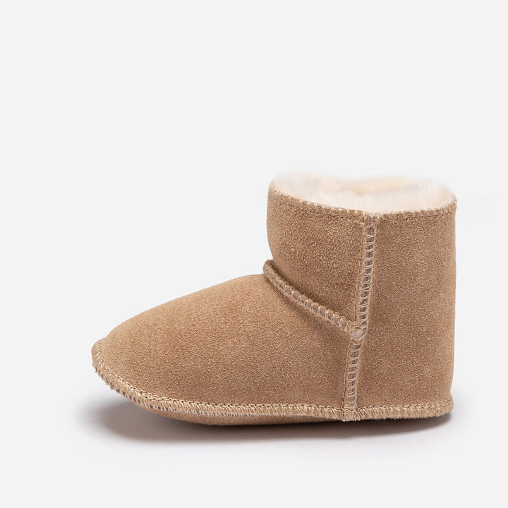 OZWEAR UGG Logo Baby Boot