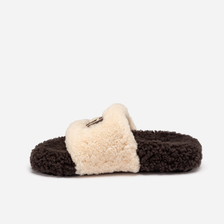 OZWEAR UGG Acacia Shearling Logo Slipper