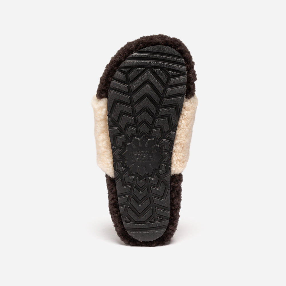 OZWEAR UGG Acacia Shearling Logo Slipper