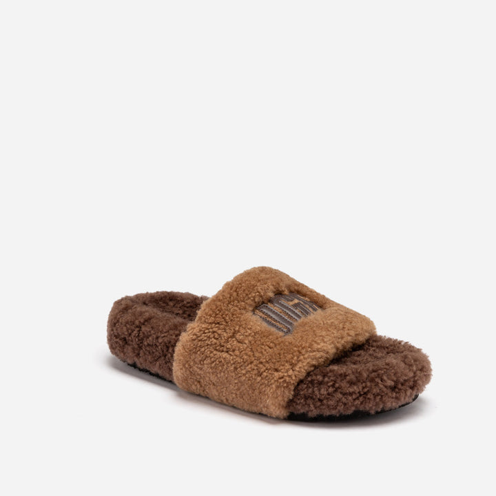 OZWEAR UGG Acacia Shearling Logo Slipper